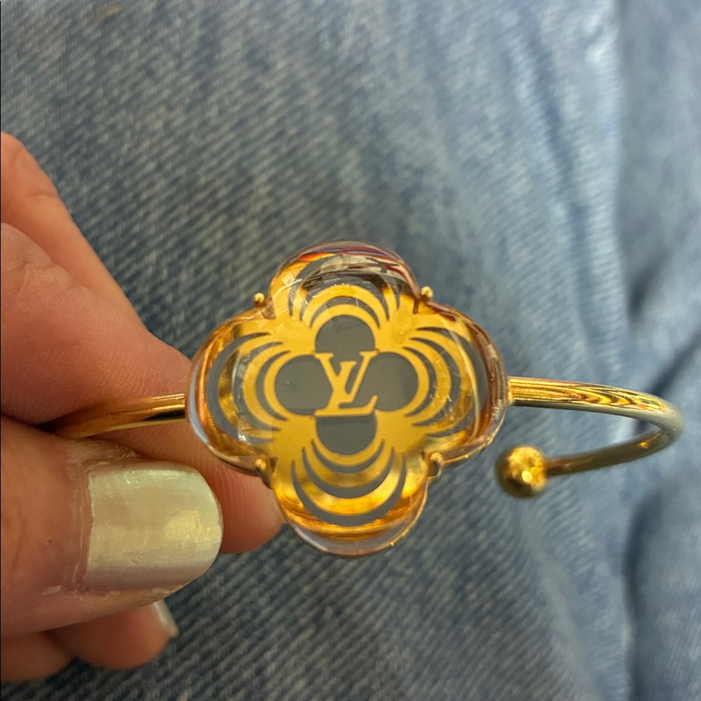 Louis Vuitton Gold A La Folie Bracelet - Picture 4 of 14